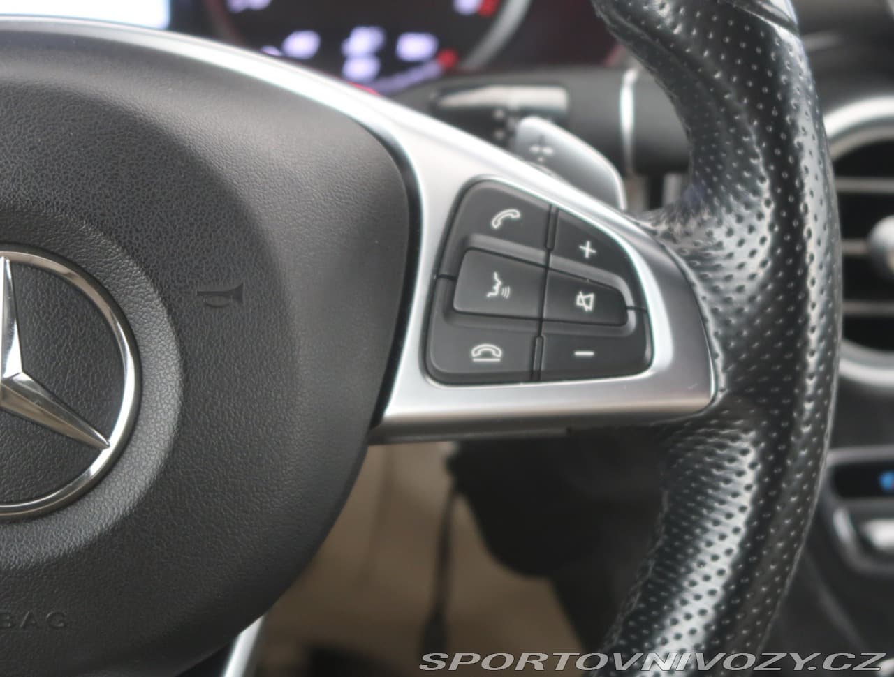 2016 Mercedes-Benz C-Class - 18