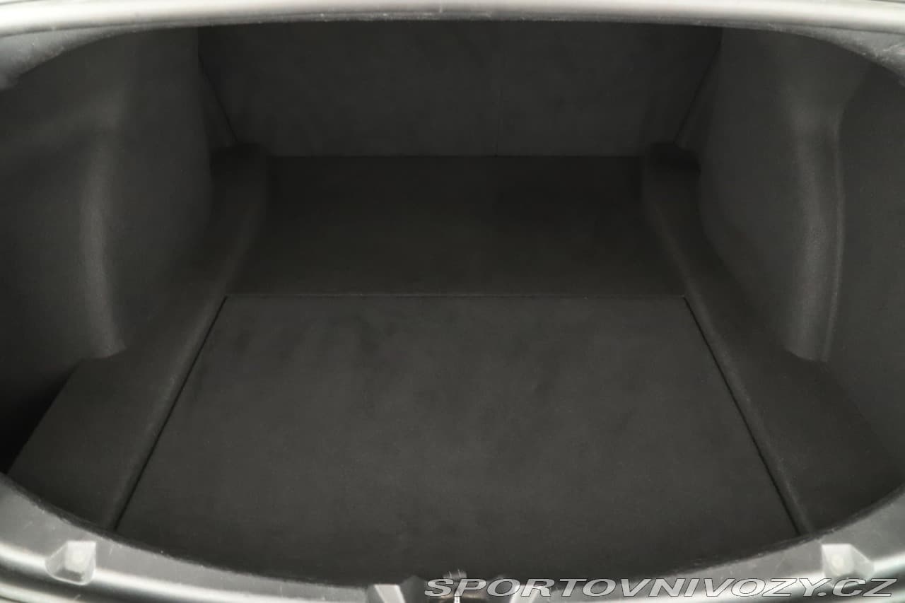 2019 Tesla Model 3 - 11