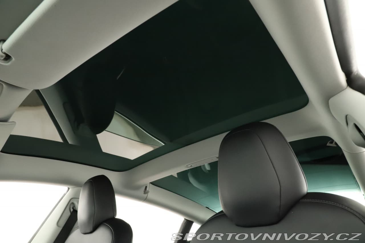 2019 Tesla Model 3 - 13