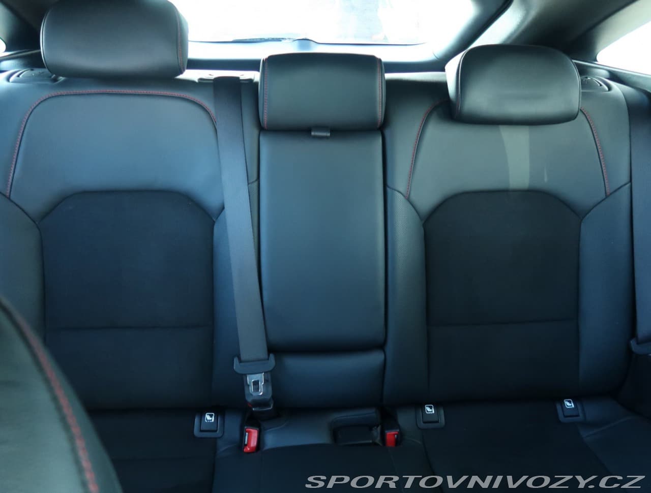 2019 Kia Proceed - 10