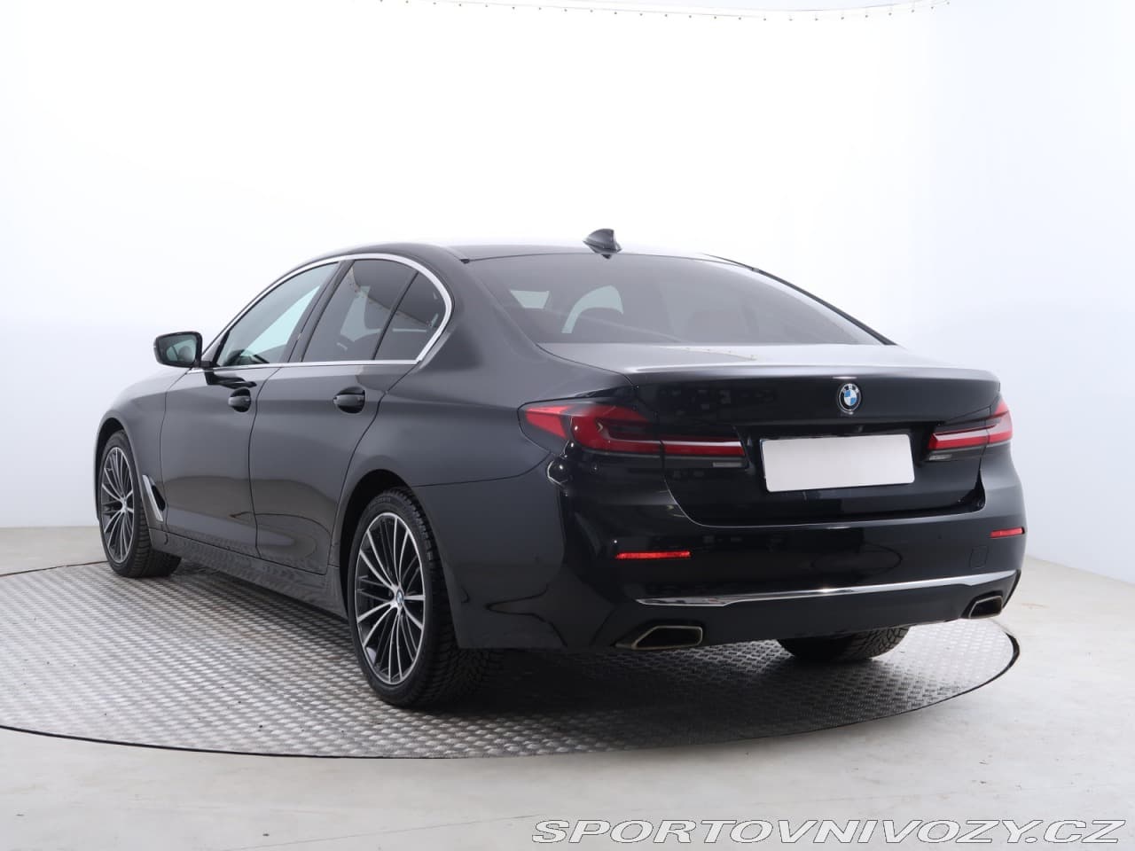 2023 BMW 5-Series - 4
