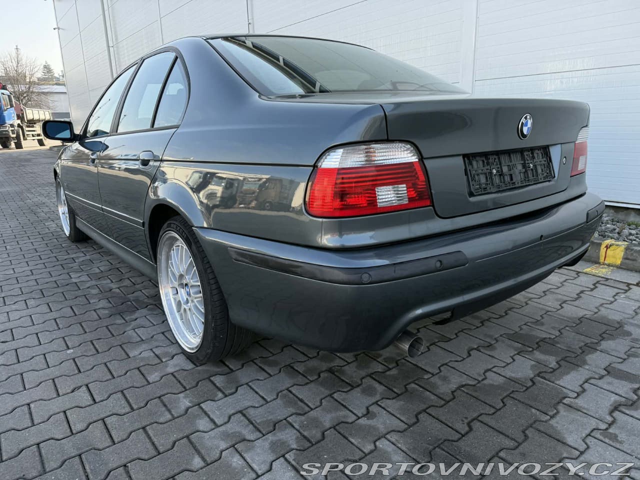 2003 BMW 5-Series - 12