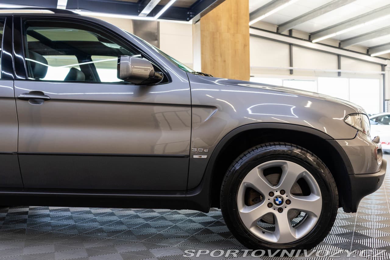2004 BMW X5 - 5