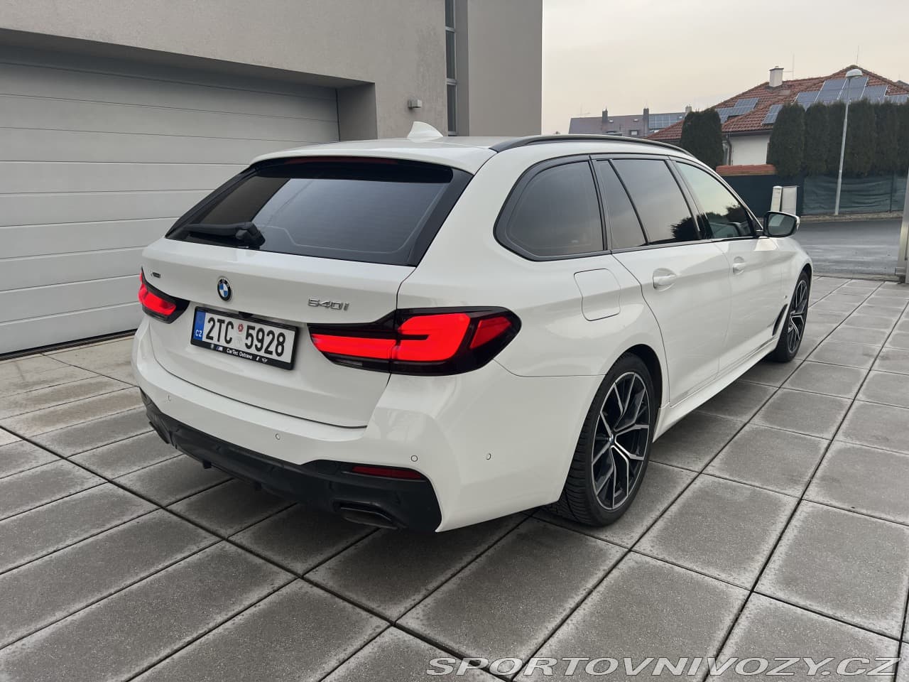 2022 BMW 5-Series - 5