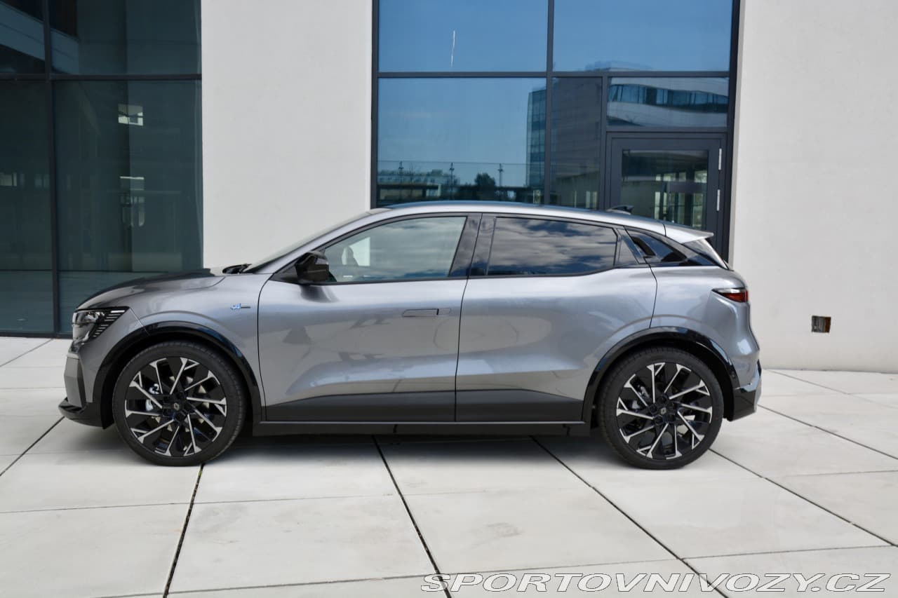 2026 Renault MEGANE - 2