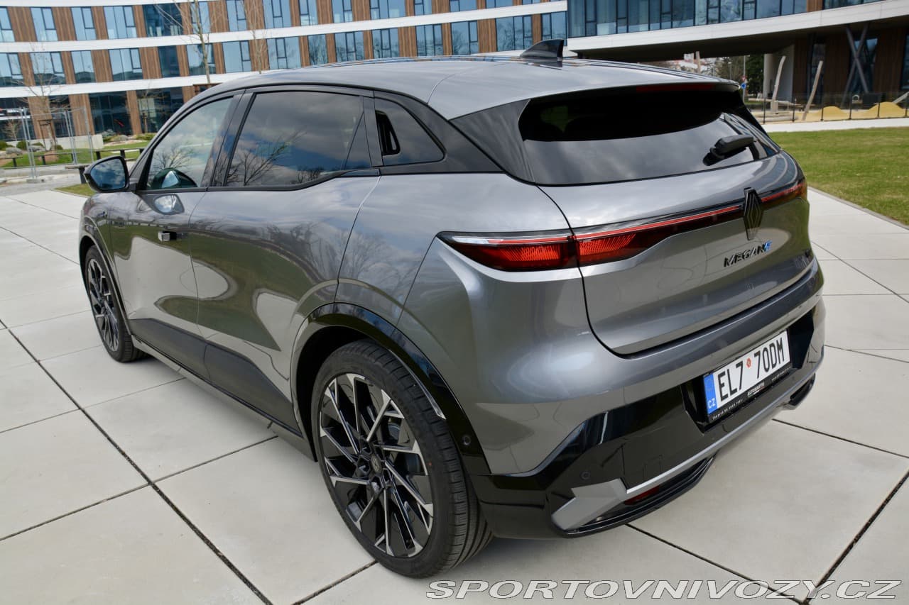 2026 Renault MEGANE - 9