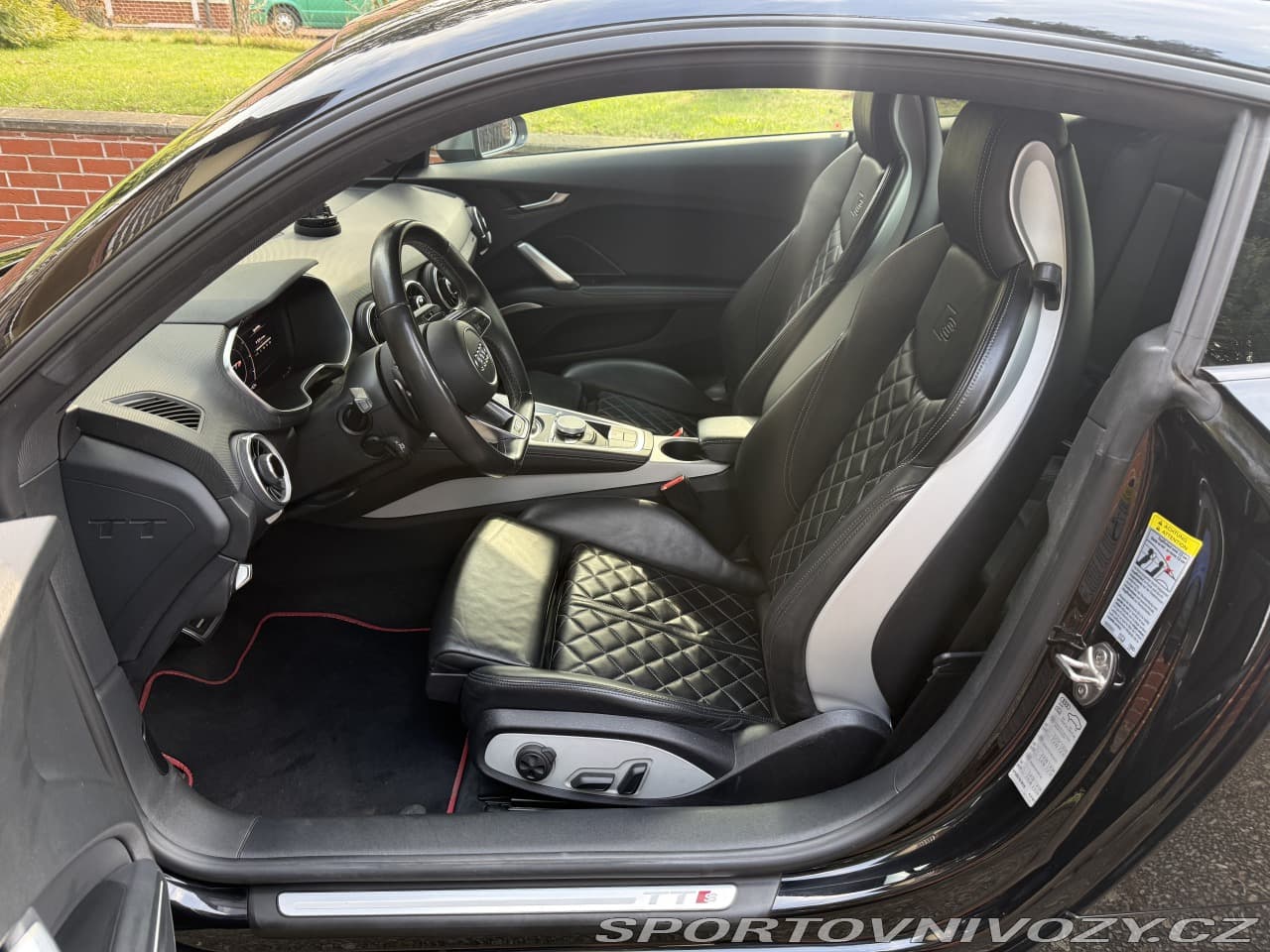2015 Audi TT - 9
