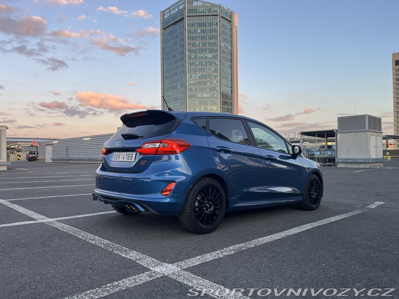 2021 Ford Fiesta - 7