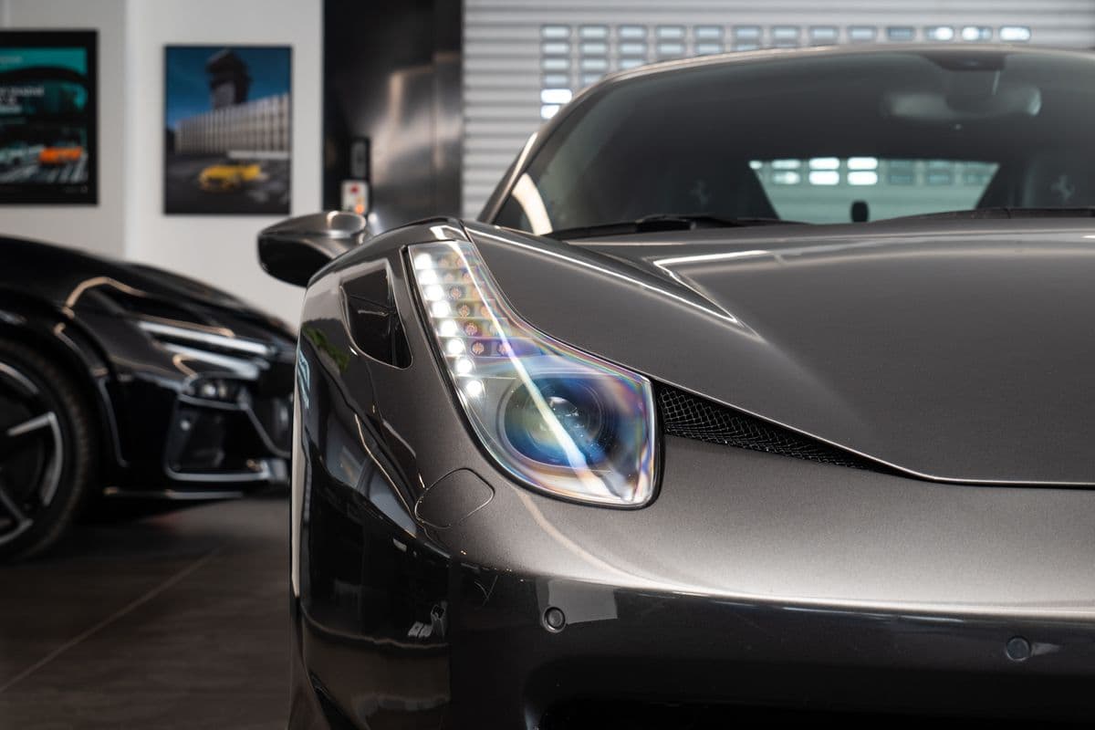 2011 Ferrari 458 - 15