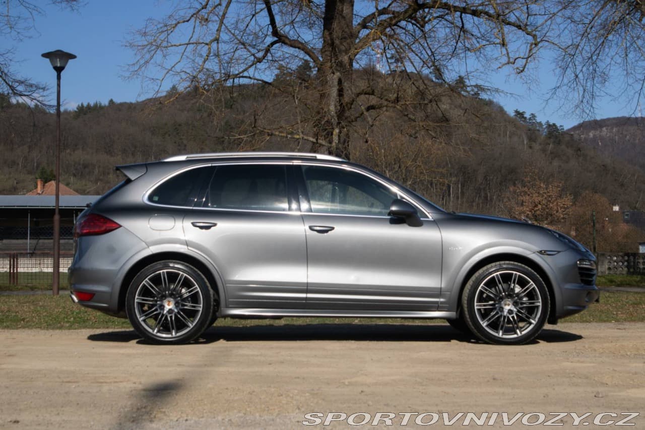 2013 Porsche Cayenne - 7