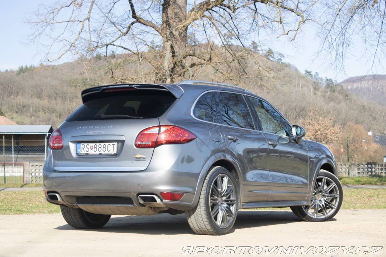 2013 Porsche Cayenne - 9