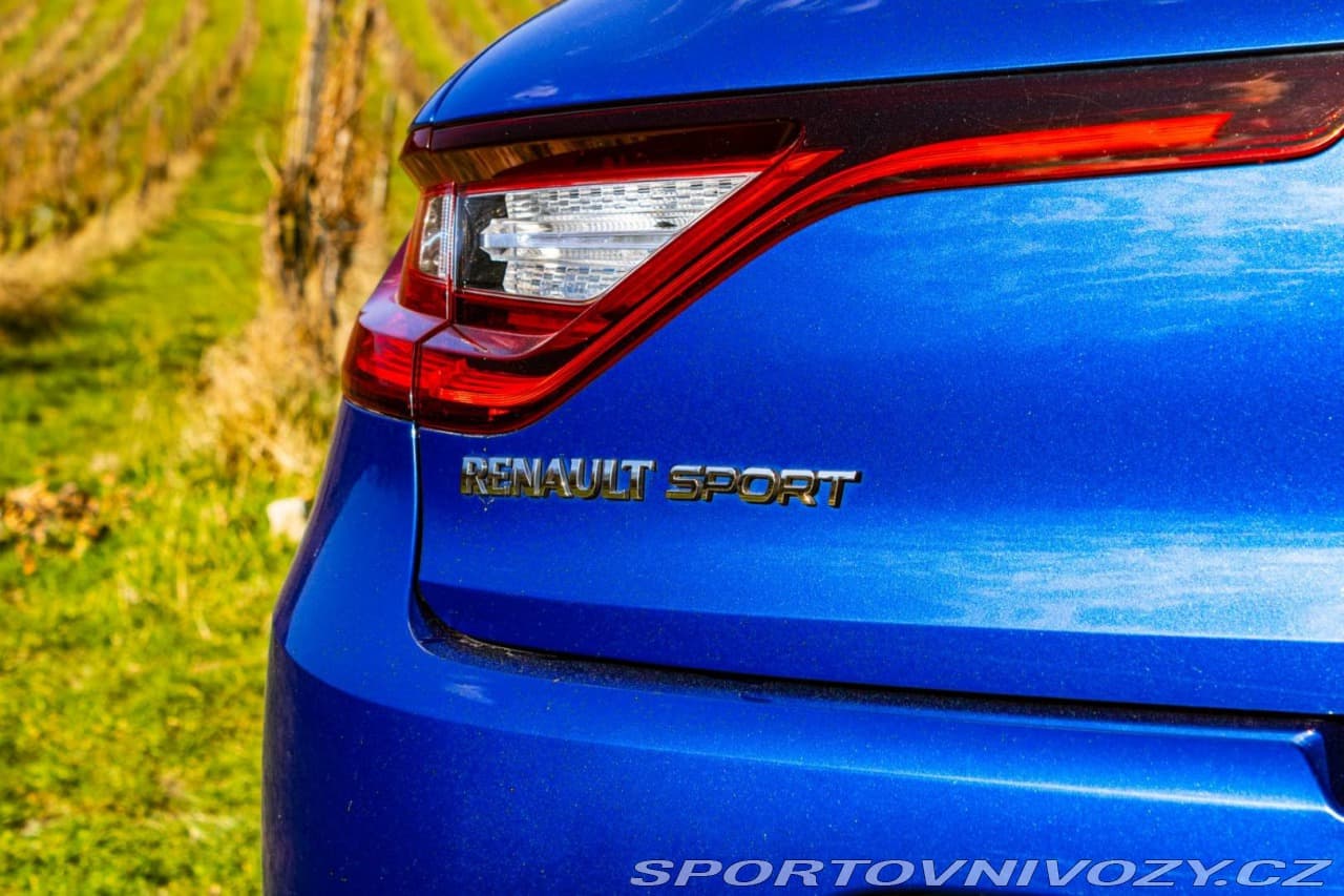 2018 Renault Megane - 18