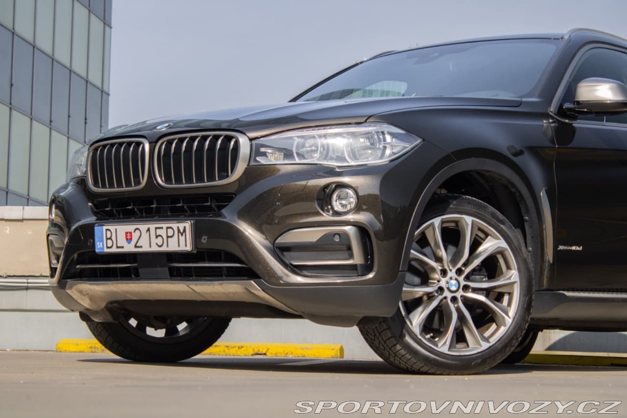 2017 BMW X6 - 12