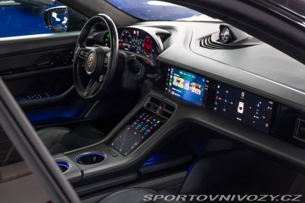 2020 Porsche Taycan - 9