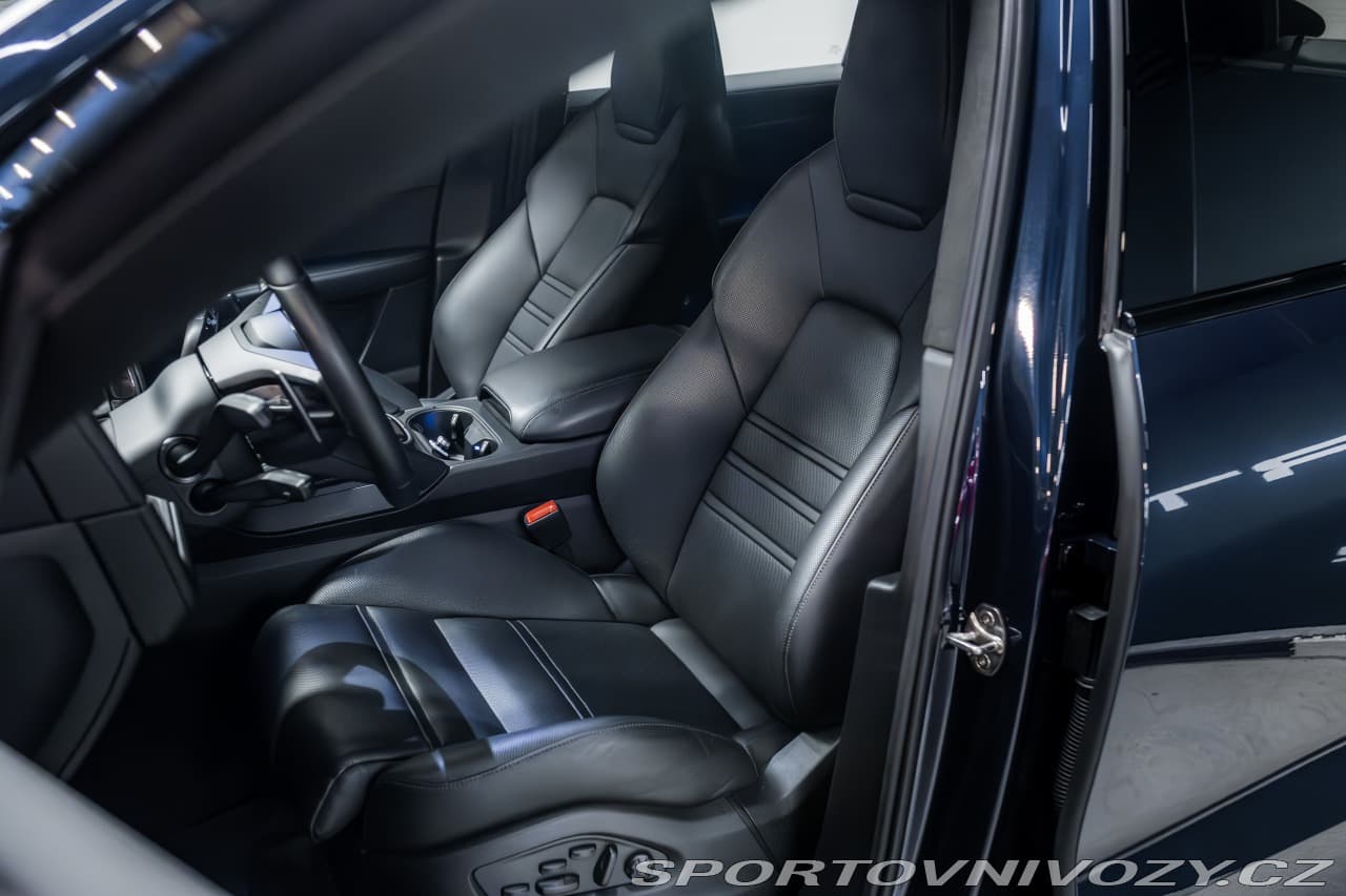 2024 Porsche Cayenne - 6