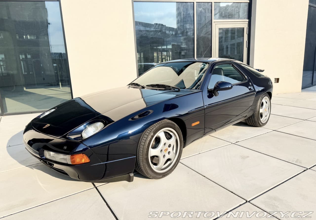1992 Porsche 928 - 2