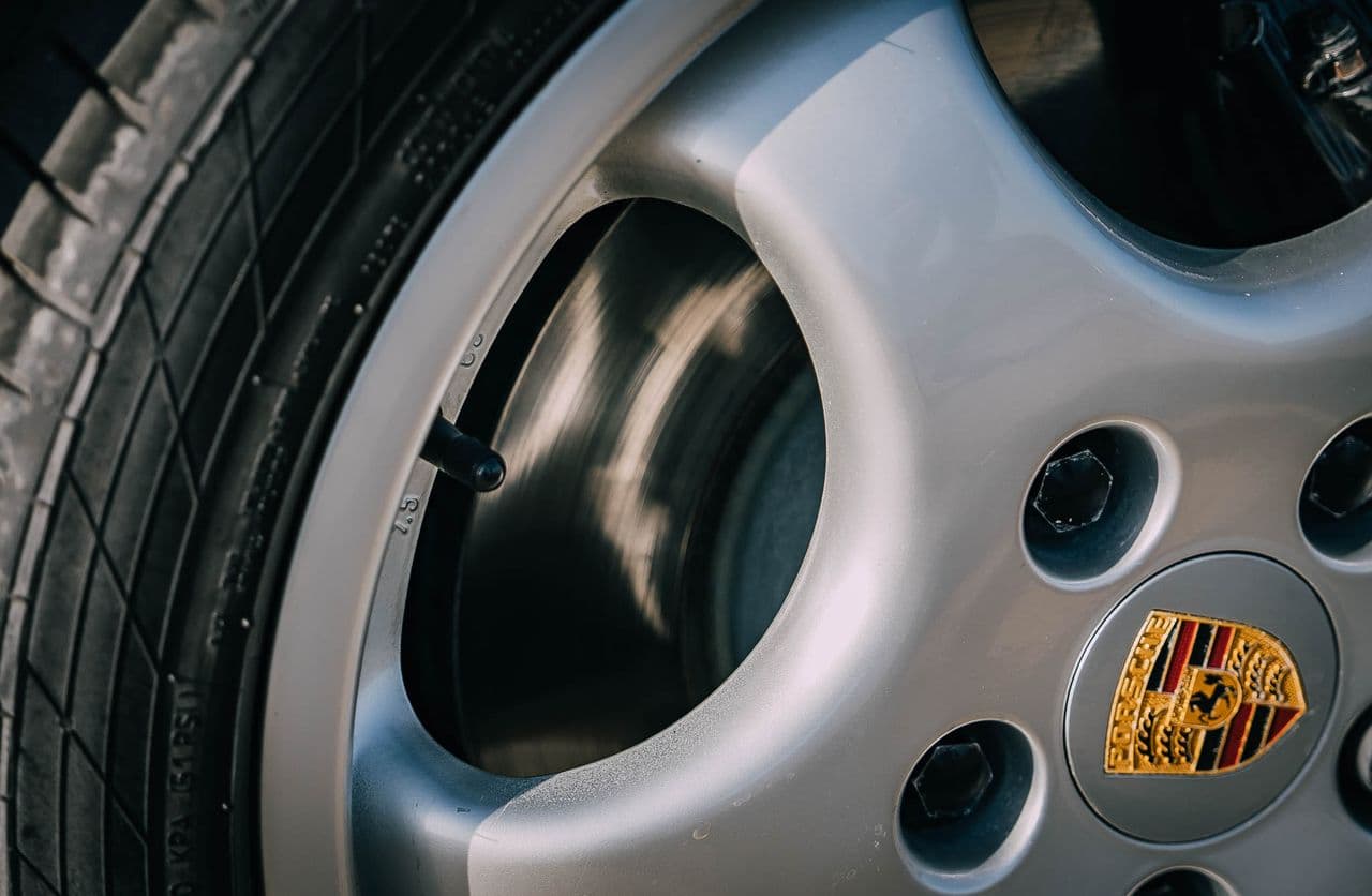 1992 Porsche 928 - 9