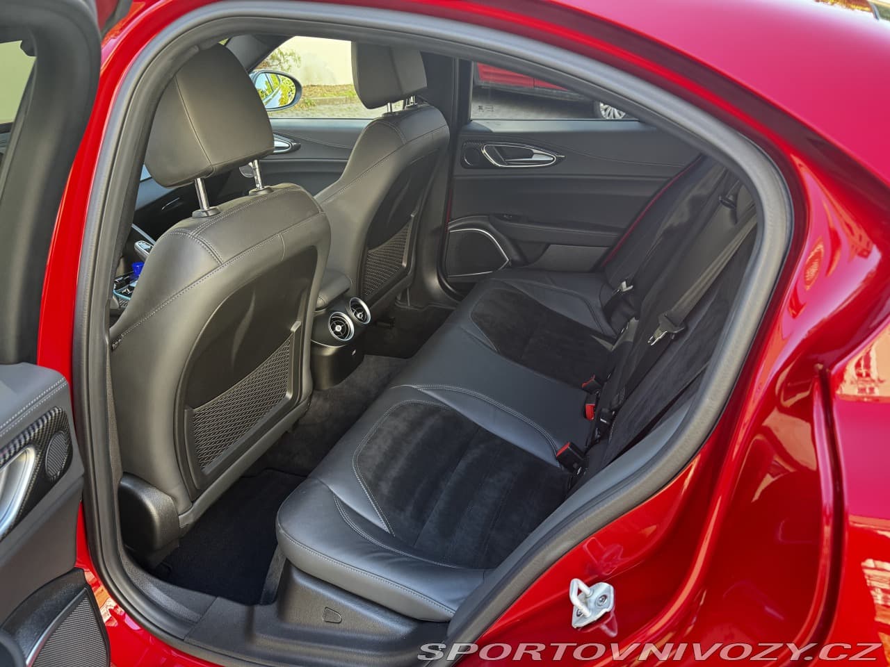 2021 Alfa Romeo Giulia - 6