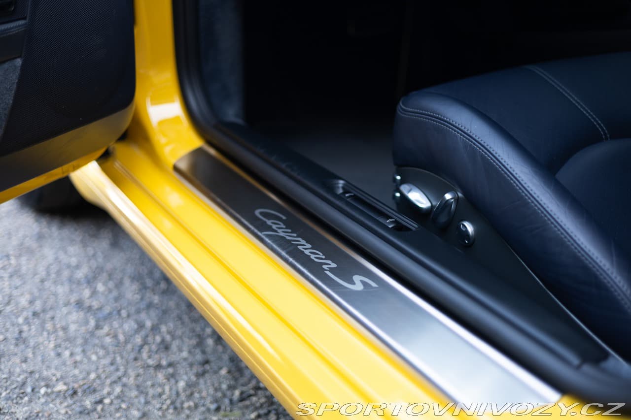 2009 Porsche Cayman - 16