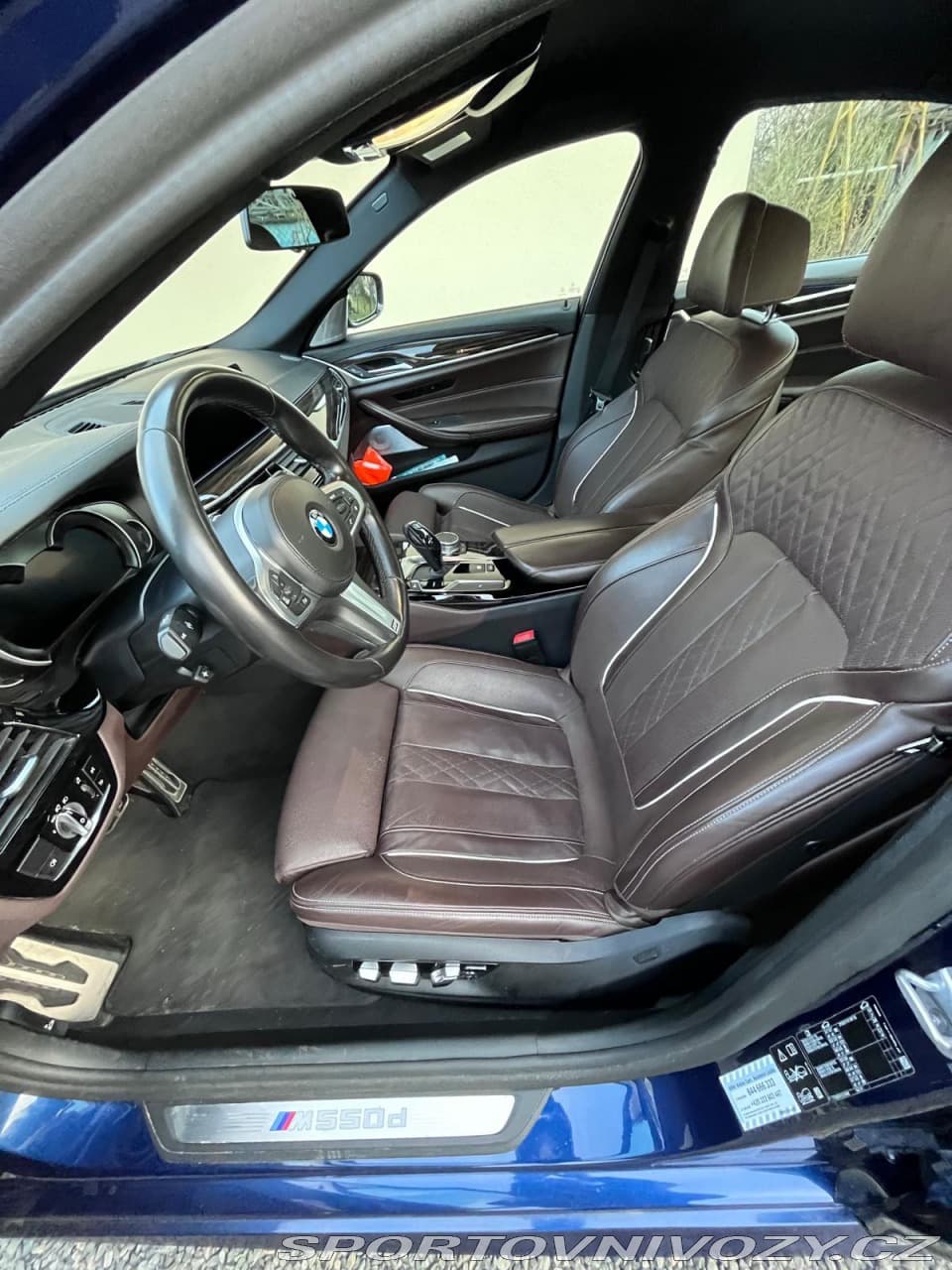 2018 BMW 5-Series - 10