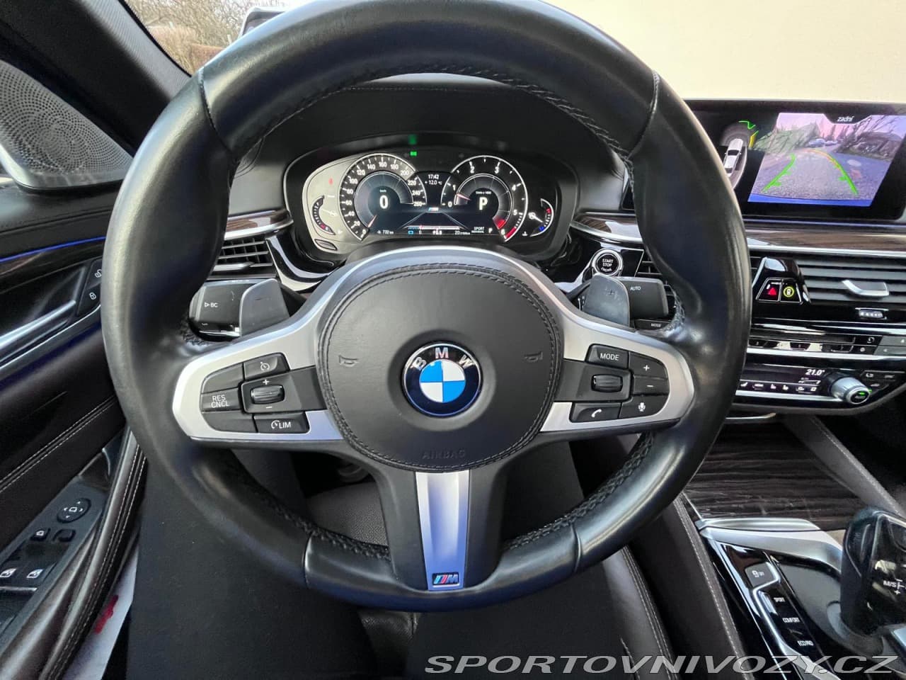 2018 BMW 5-Series - 12