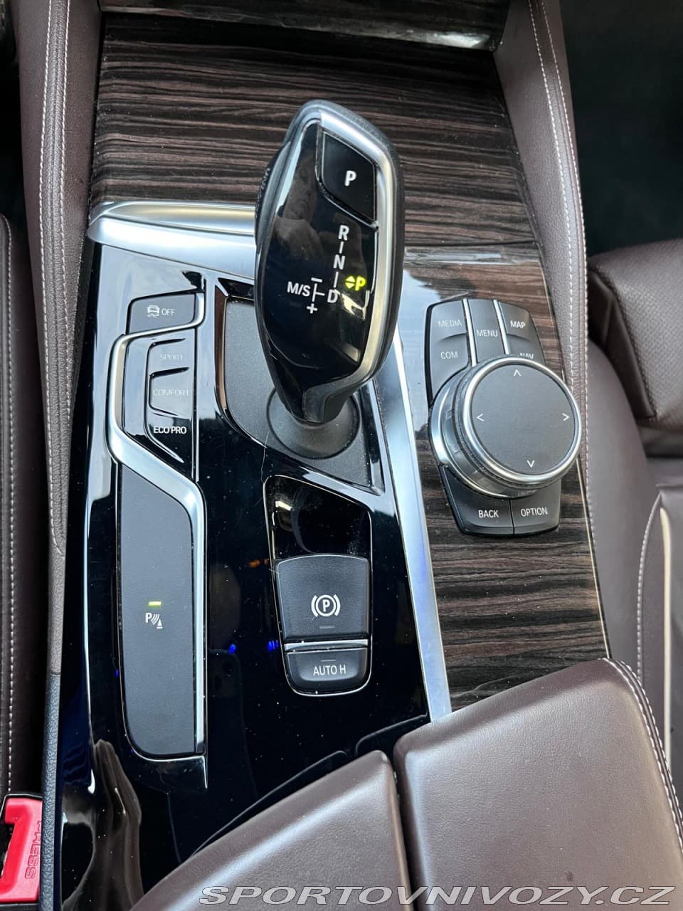 2018 BMW 5-Series - 15