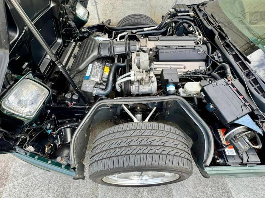 1992 Chevrolet Corvette - 29