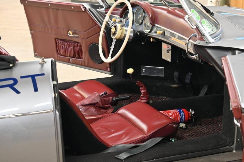 1972 Porsche 356 - 16