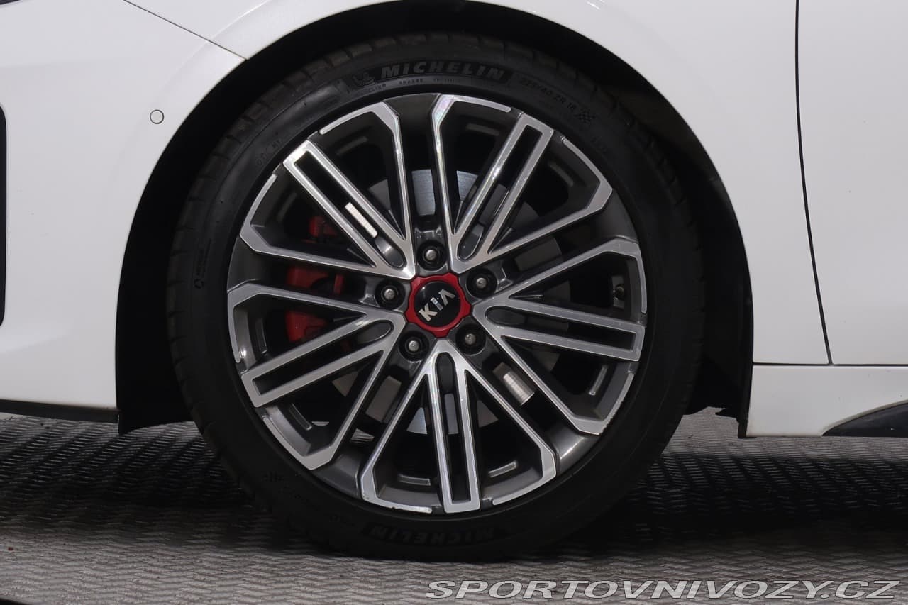 2020 Kia Proceed - 15