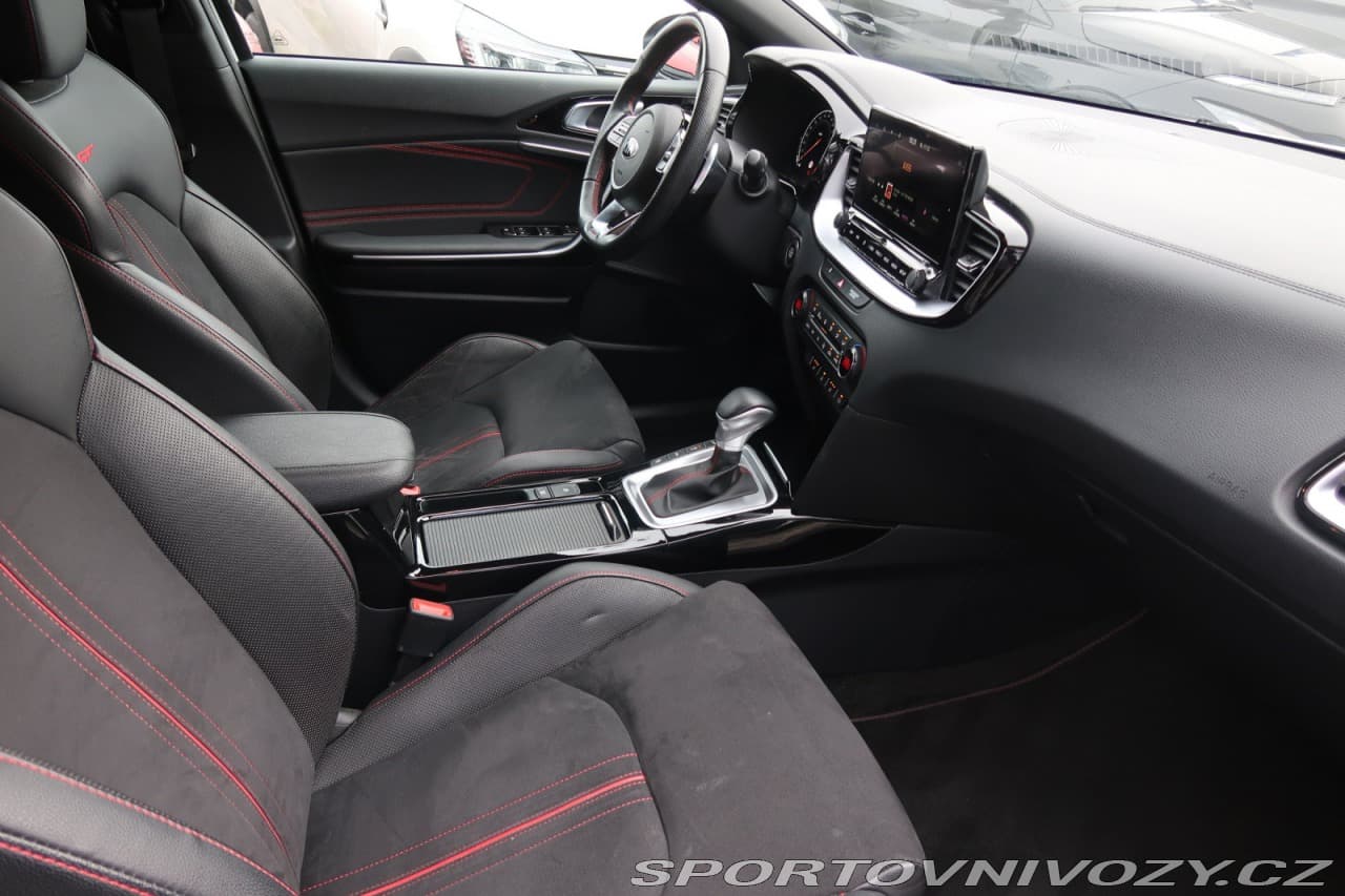 2020 Kia Proceed - 9