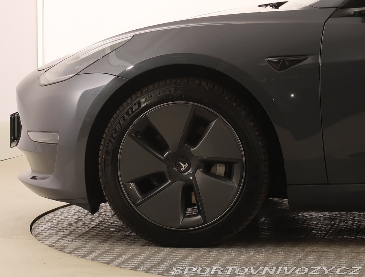 2020 Tesla Model 3 - 14