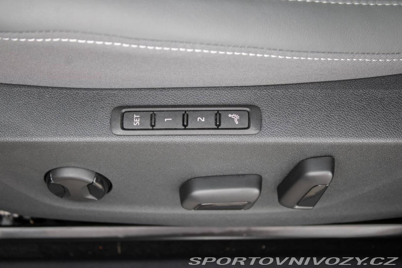 2025 Škoda Enyaq - 18