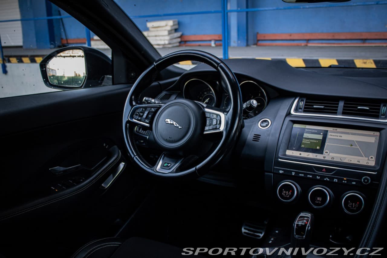 2020 Jaguar E-Pace - 19