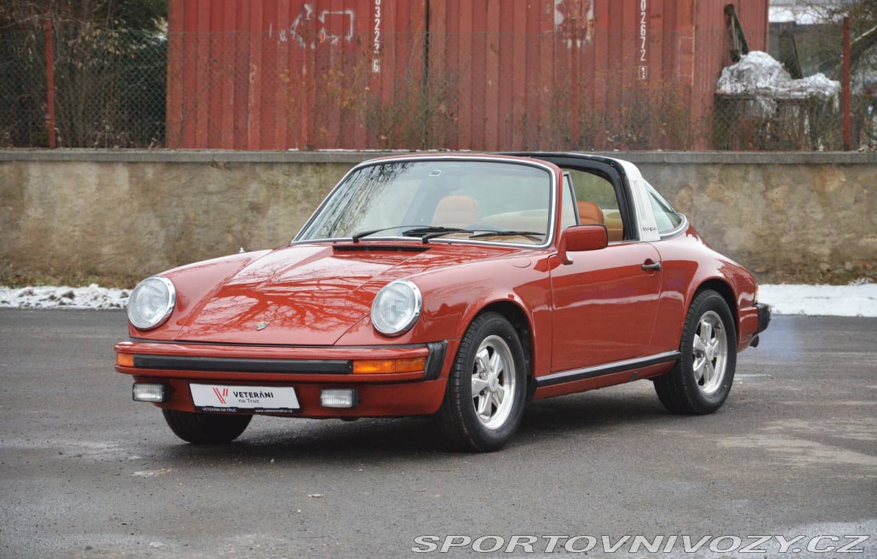 1977 Porsche 911 - 7