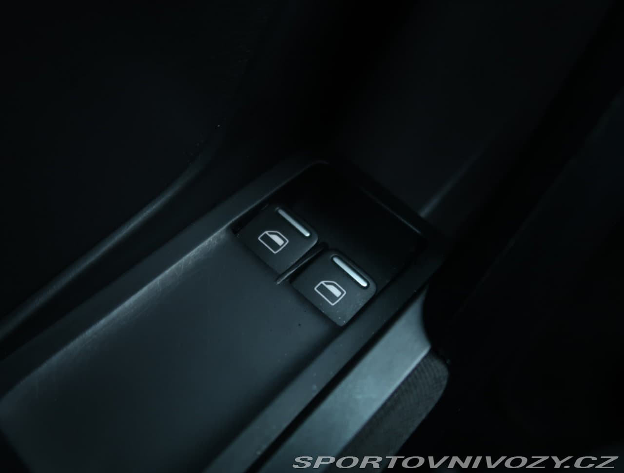 2016 Volkswagen Beetle - 17