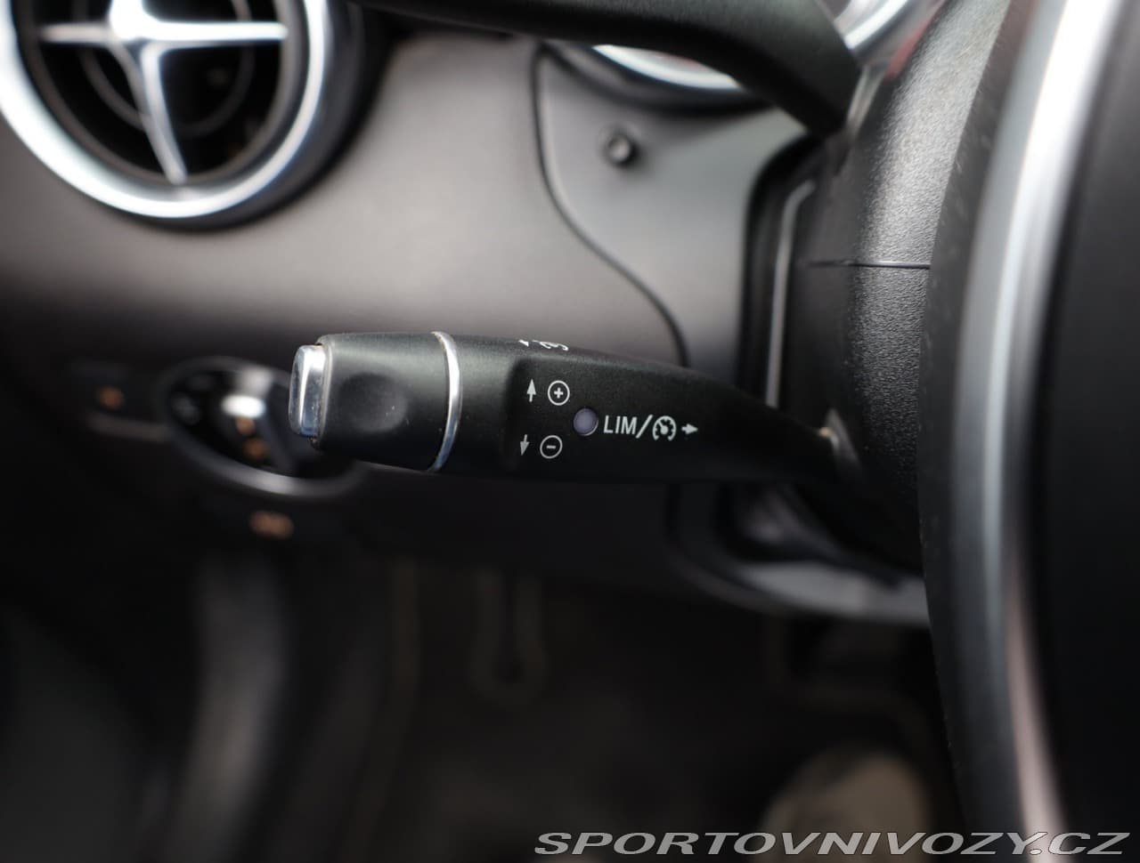 2016 Mercedes-Benz Slc - 11