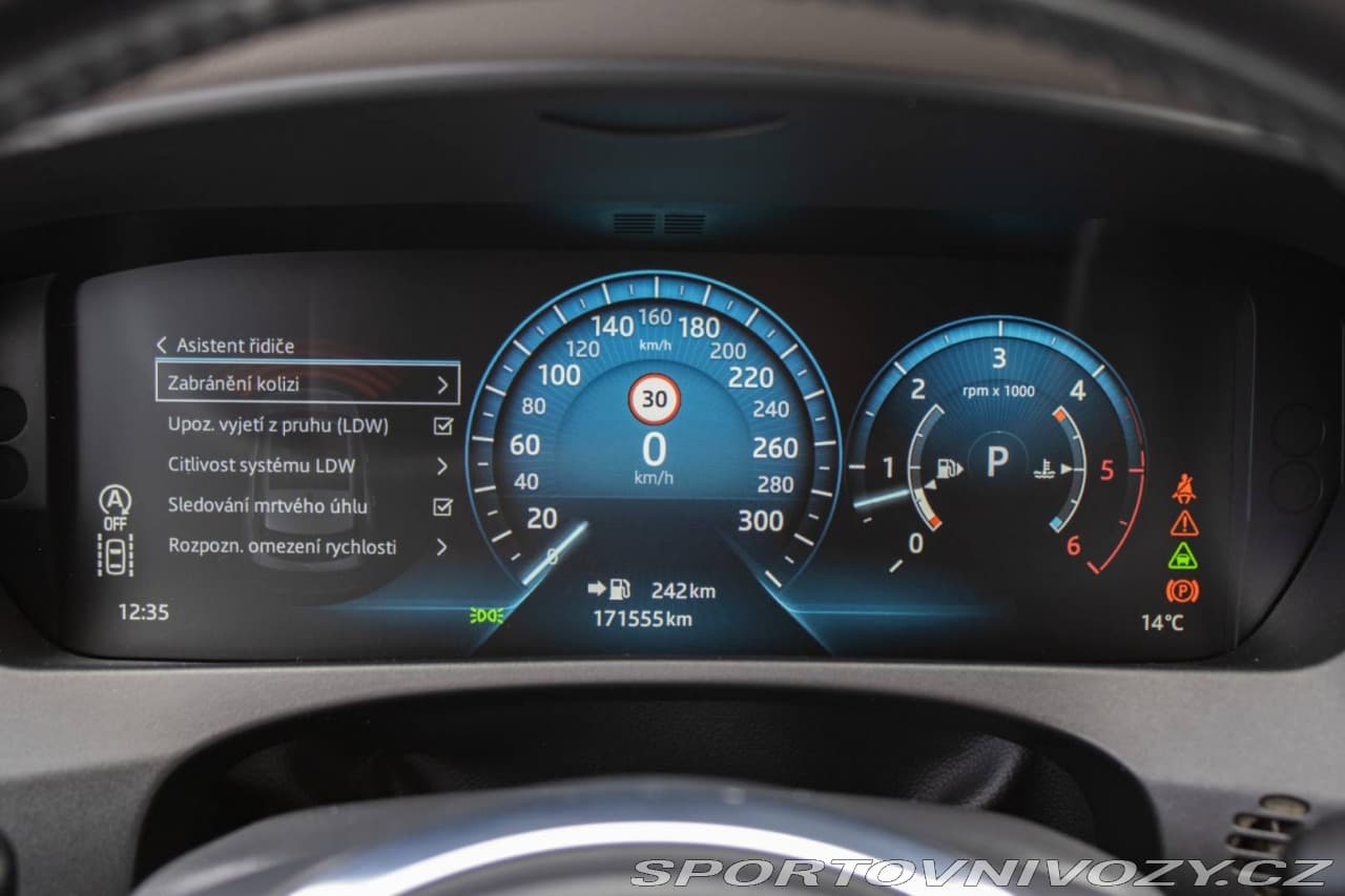 2017 Jaguar F-Pace - 15