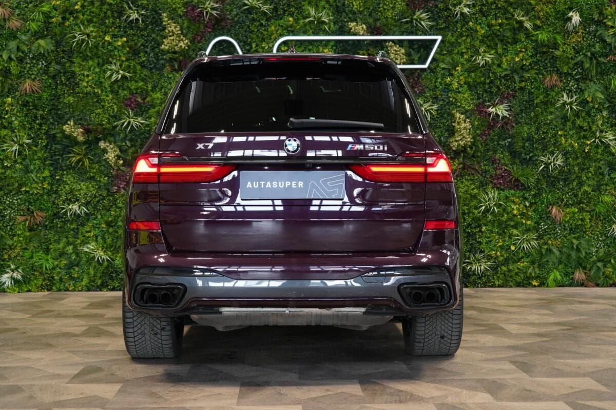 2021 BMW X7 - 6