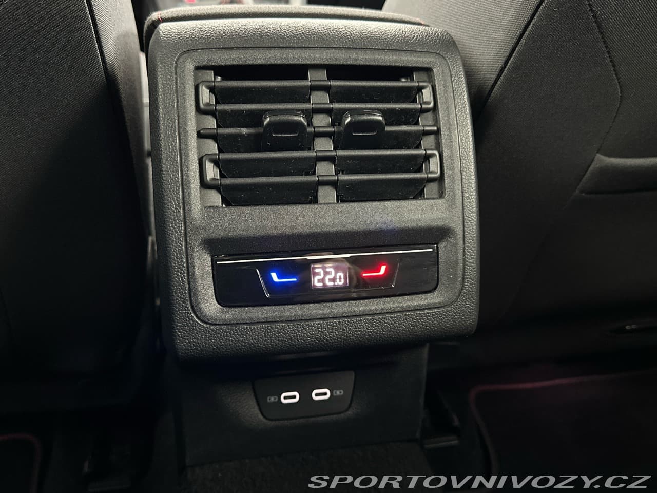 2022 Volkswagen Golf - 16