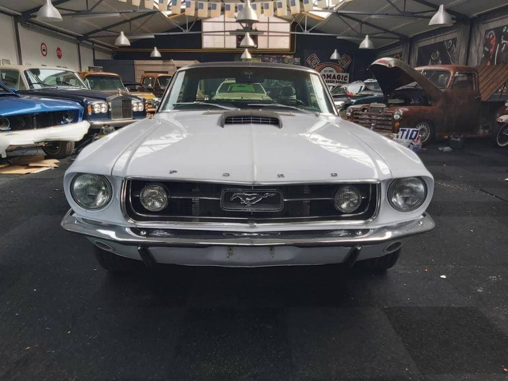 1967 Ford Mustang - 10