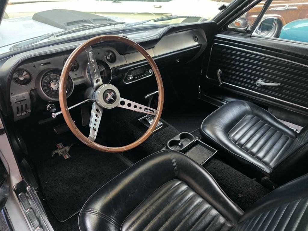 1967 Ford Mustang - 16