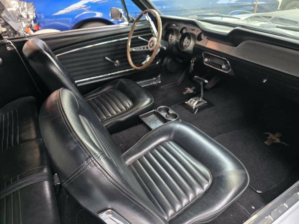1967 Ford Mustang - 20