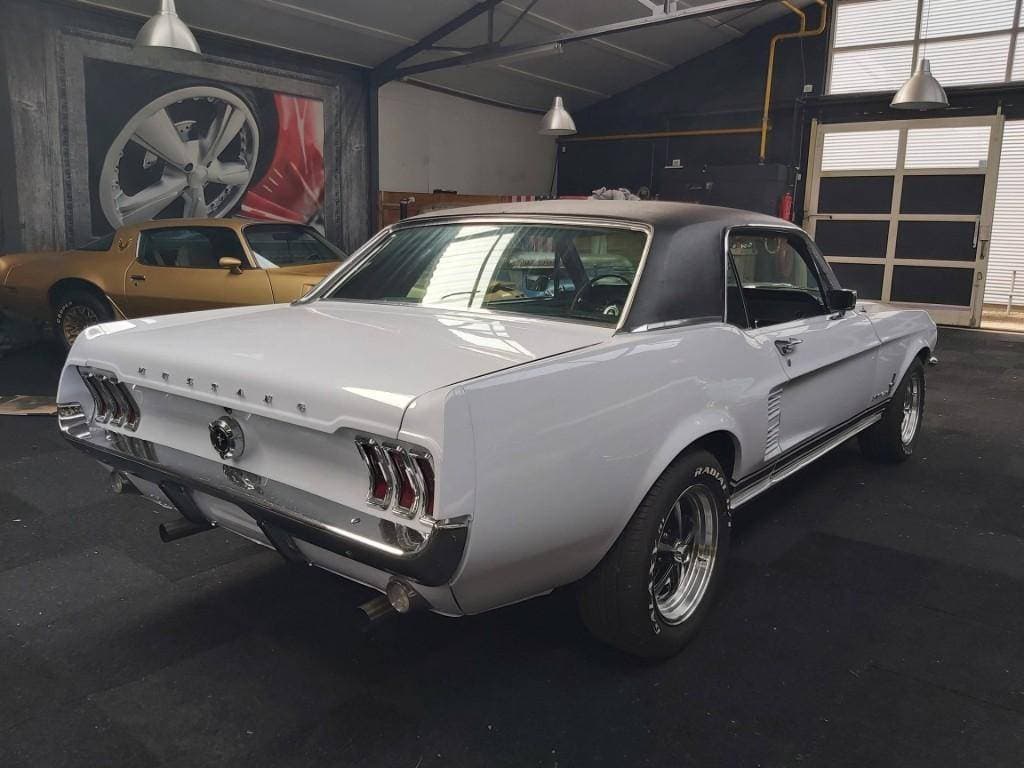 1967 Ford Mustang - 7
