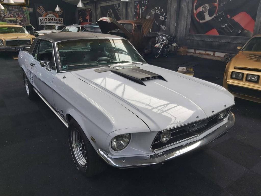 1967 Ford Mustang - 9