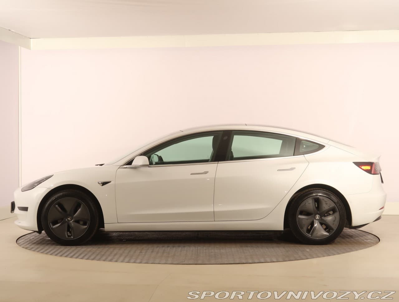 2020 Tesla Model 3 - 2