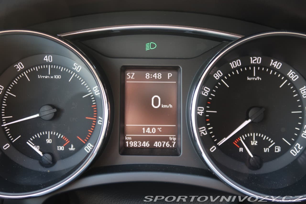 2014 Škoda Superb - 11