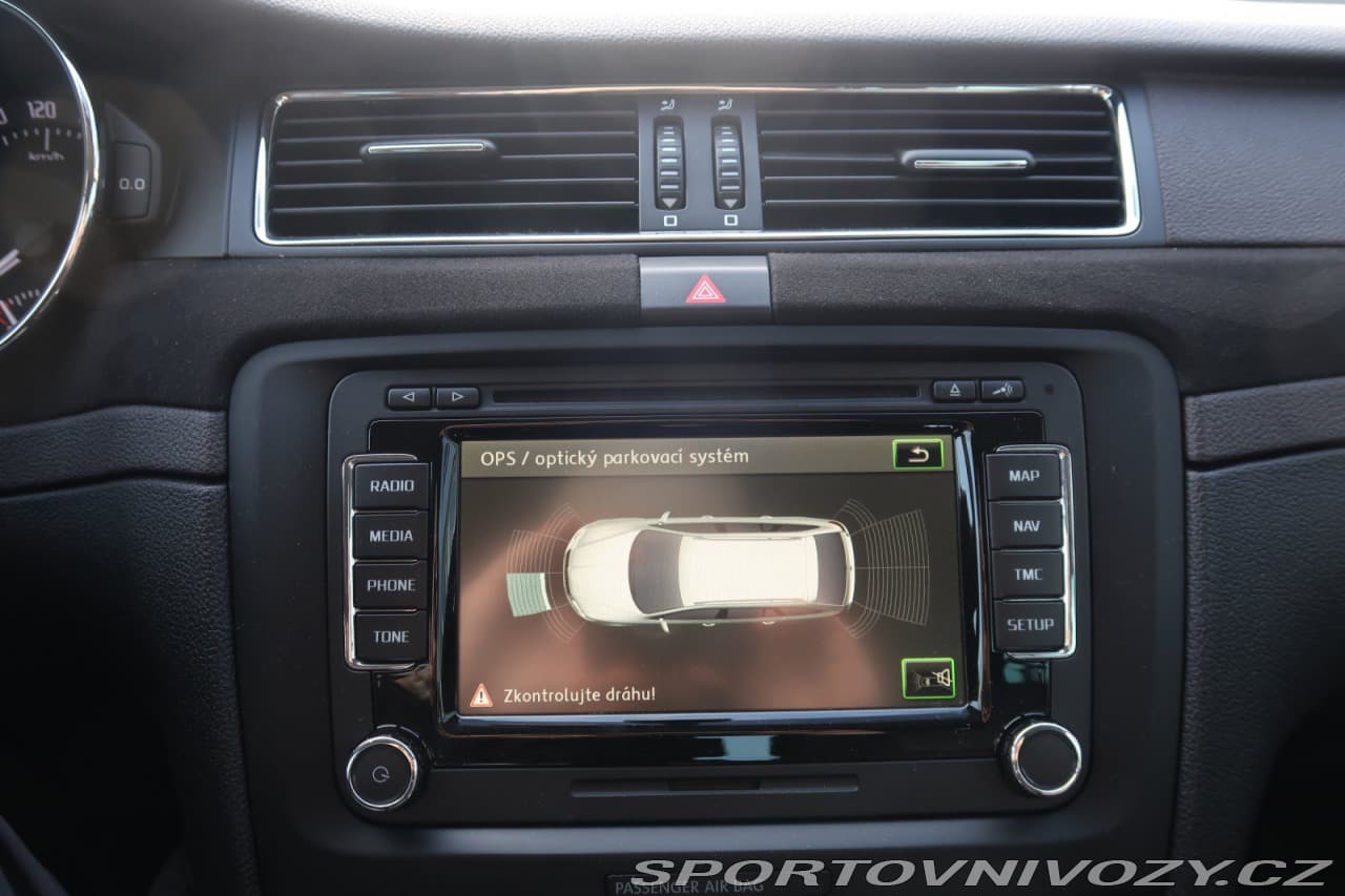 2014 Škoda Superb - 18