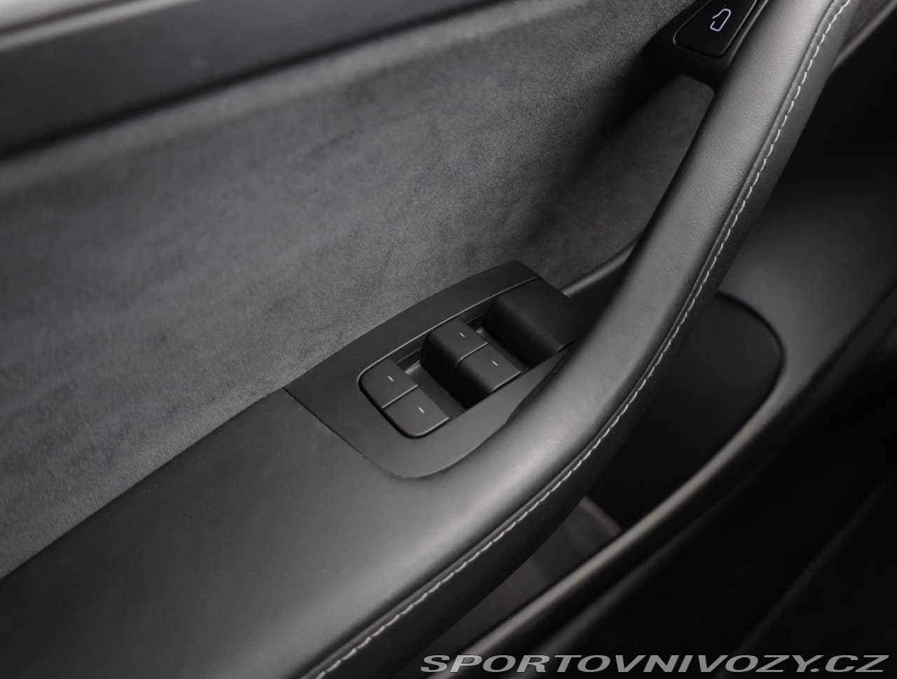 2021 Tesla Model 3 - 16