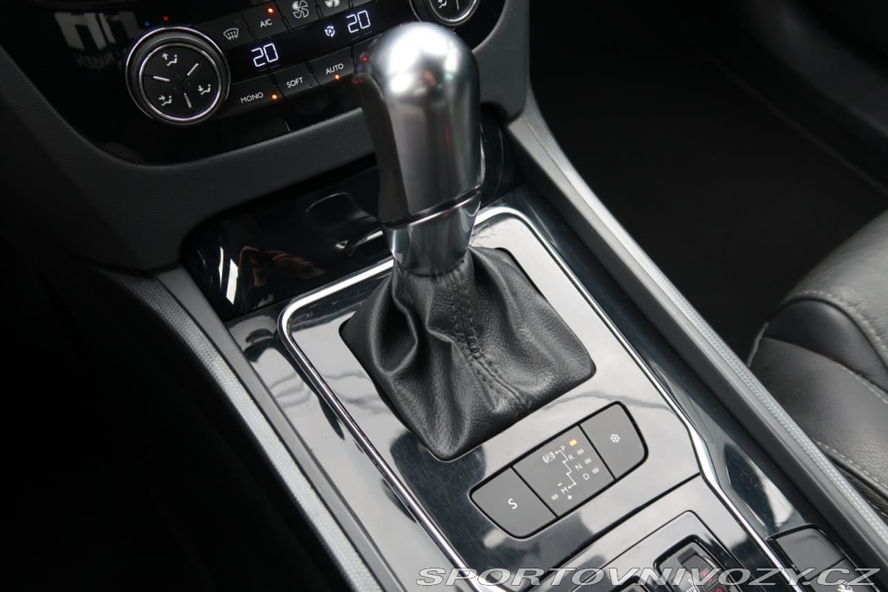 2016 Peugeot 508 - 13