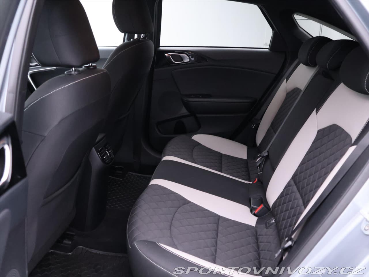 2019 Kia Proceed - 15